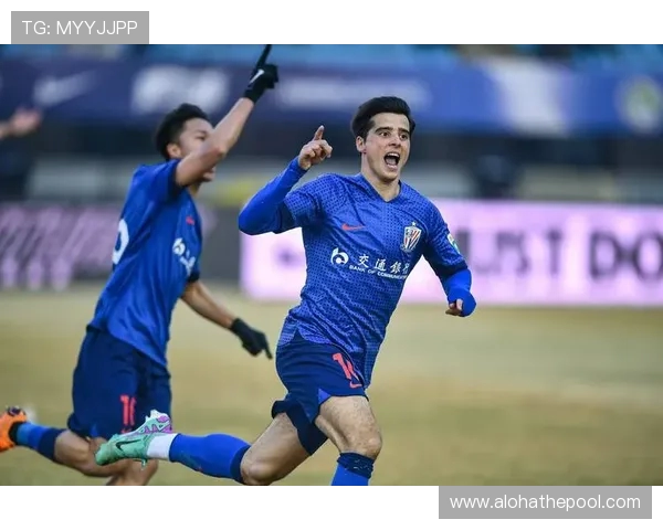 足协杯半场战况:路易斯进球申花暂1-0领先海港 蒯纪闻特谢拉纷纷中框 足协杯半场战况:路易斯进球申花暂1-0领先海港 蒯纪闻特谢拉纷纷中框